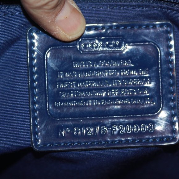 COACH 20003 LIKE NEW Signature Navy Pink Multi Nylon Purse PRICE IS FIRM - Picture 4 of 5